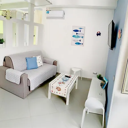 Starview Apartment - Comfy Apt By The Center Bed & Breakfast