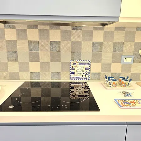 Starview Apartment - Comfy Apt By The Center Vico Equense