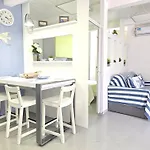 Bed & Breakfast Starview - Comfy By The Center