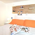 Starview - Comfy By The Center Bed & Breakfast Vico Equense