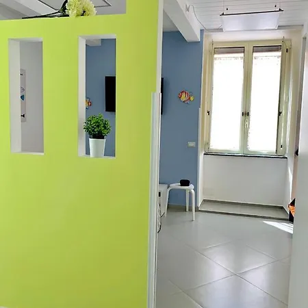 Bed & Breakfast Starview Apartment - Comfy Apt By The Center Vico Equense