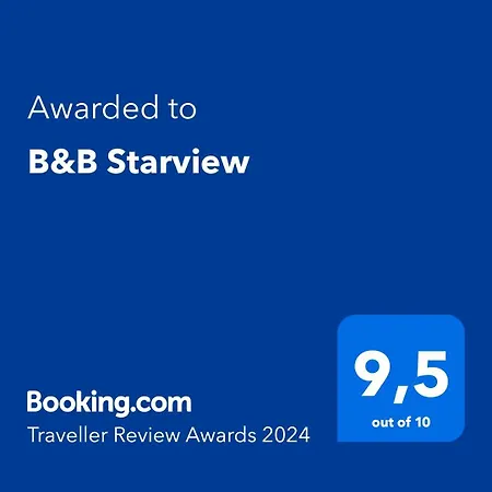 Starview Apartment - Comfy Apt By The Center Bed & Breakfast *