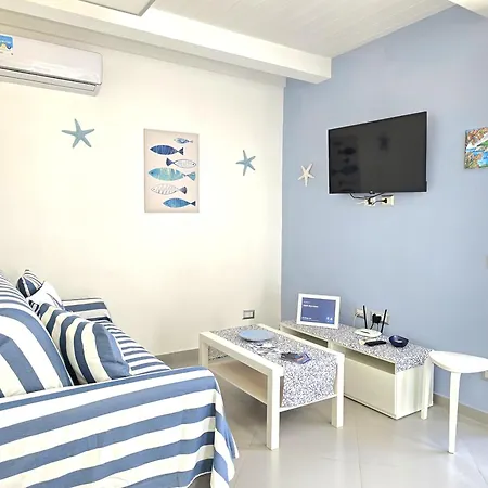 Starview Apartment - Comfy Apt By The Center Vico Equense