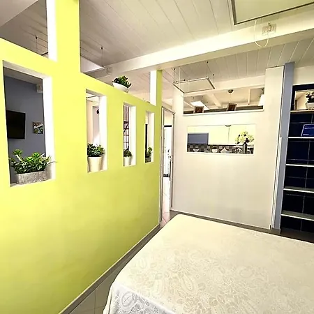 Starview - Comfy By The Center 3* Vico Equense