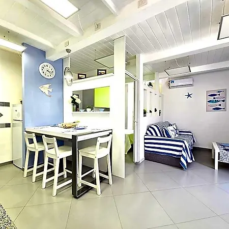 فندق مبيت وإفطار Starview - Comfy By The Center فيكو إيكوينس