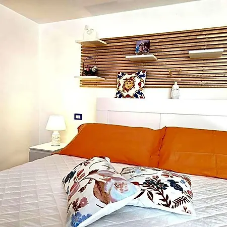 Starview - Comfy By The Center Bed & Breakfast